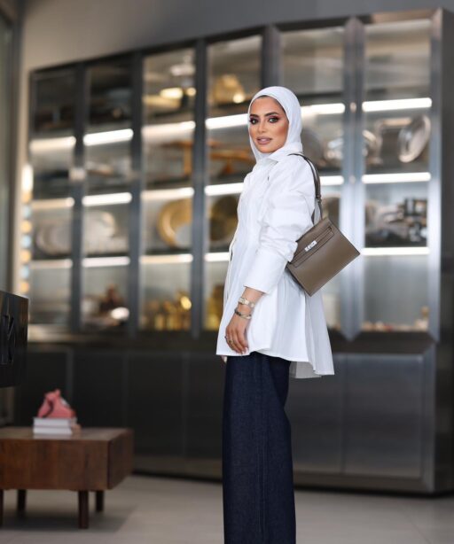Alternative view of White shirt