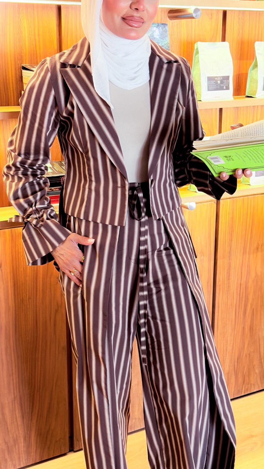 Brown Set - Image 2